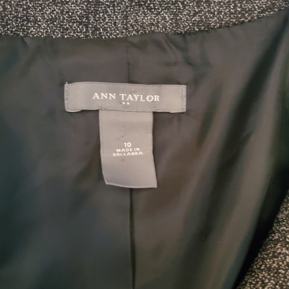 Ann taylor suit! Grey mesh with black and white! - Picture 3 of 11